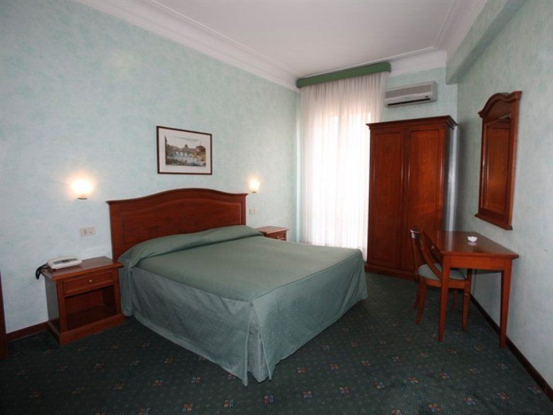 Hotel Adriatic Rom Exterior foto